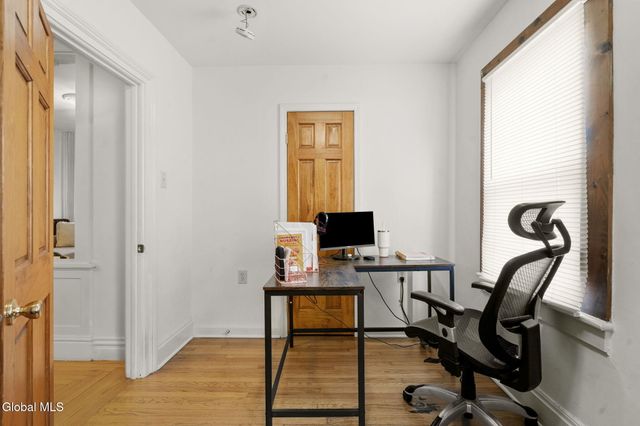20 108th Street, Troy, NY 12182