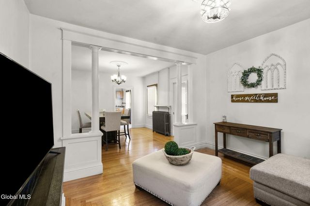 20 108th Street, Troy, NY 12182