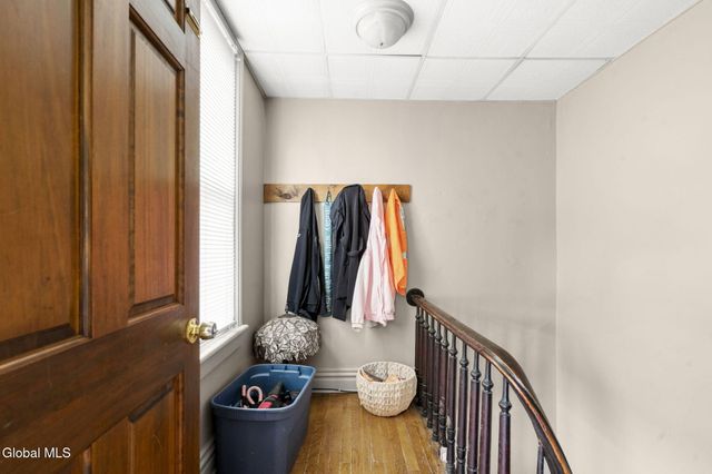 20 108th Street, Troy, NY 12182