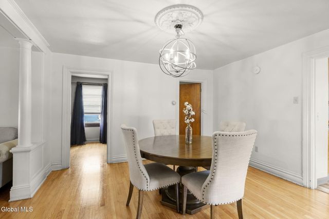 20 108th Street, Troy, NY 12182