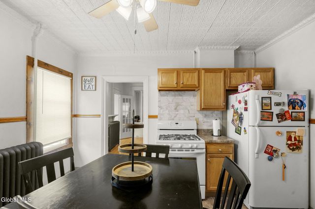 20 108th Street, Troy, NY 12182