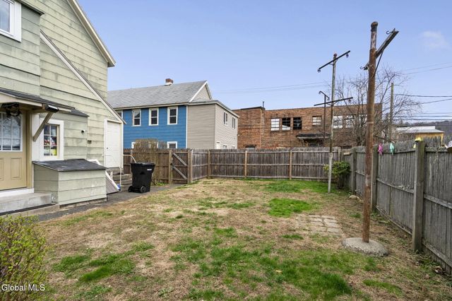 20 108th Street, Troy, NY 12182