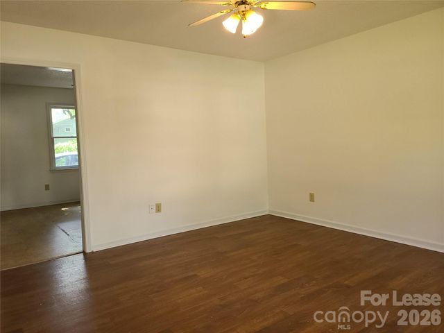 210 N Cloudman Street, Charlotte, NC 28216