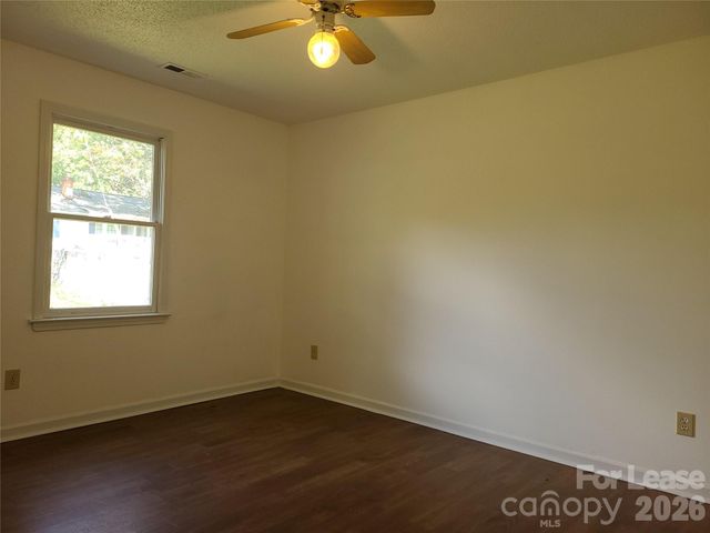 210 N Cloudman Street, Charlotte, NC 28216