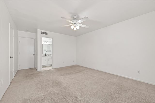 14707 Barryknoll Lane 164, Houston, TX 77079