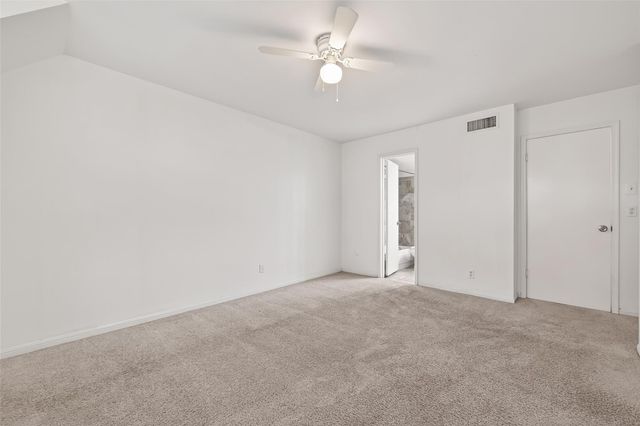 14707 Barryknoll Lane 164, Houston, TX 77079