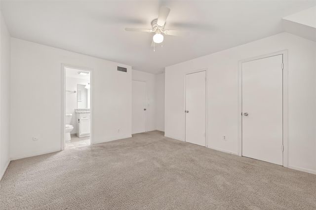 14707 Barryknoll Lane 164, Houston, TX 77079