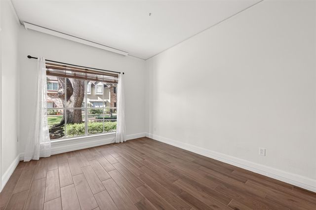 14707 Barryknoll Lane 164, Houston, TX 77079