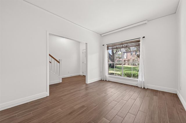 14707 Barryknoll Lane 164, Houston, TX 77079