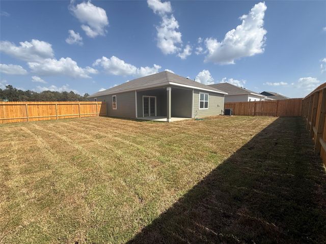 15885 Berry Hill Drive, Conroe, TX 77303