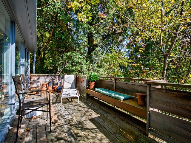 1 Parkton, Shadyside, PA 15232