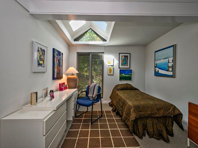 1 Parkton, Shadyside, PA 15232