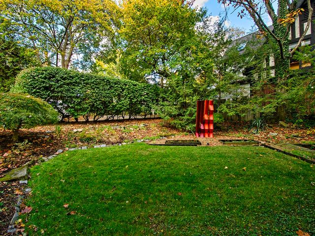 1 Parkton, Shadyside, PA 15232