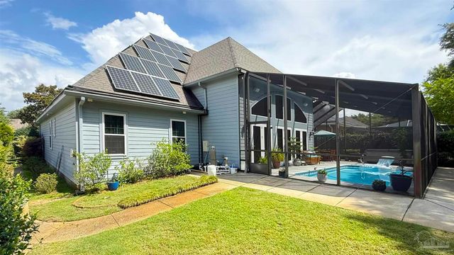 4020 Indigo Dr, Pensacola, FL 32507