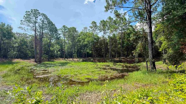 4020 Indigo Dr, Pensacola, FL 32507