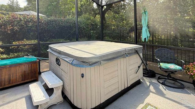 4020 Indigo Dr, Pensacola, FL 32507