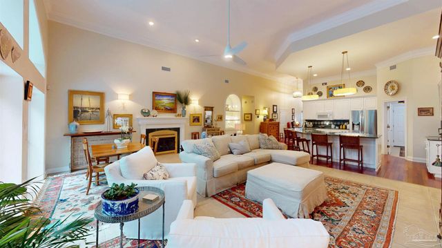 4020 Indigo Dr, Pensacola, FL 32507