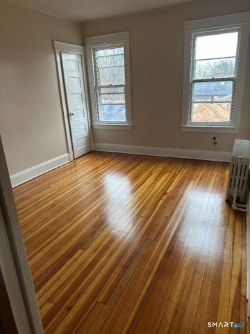 335 Hillside Avenue, Hartford, CT 06106