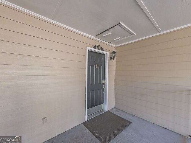 1708 Brighton Point, Atlanta, GA 30328