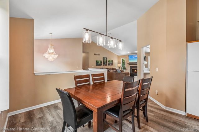 2787 Riverside Drive, Waterford Charter Township, MI 48329