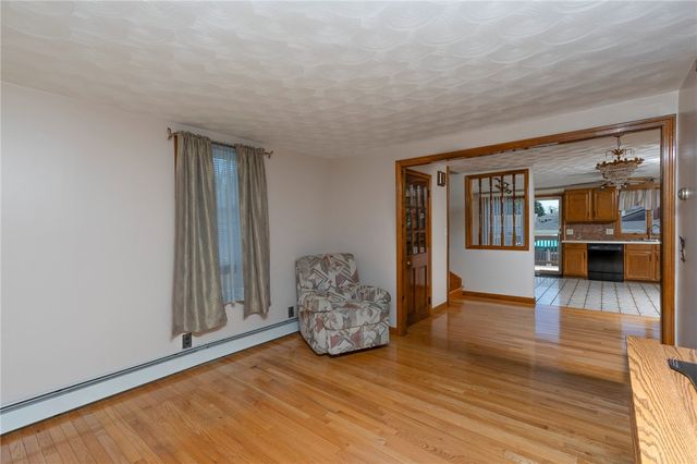 175 Leonard Avenue, East Providence, RI 02914