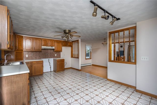 175 Leonard Avenue, East Providence, RI 02914