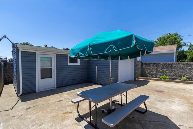175 Leonard Avenue, East Providence, RI 02914