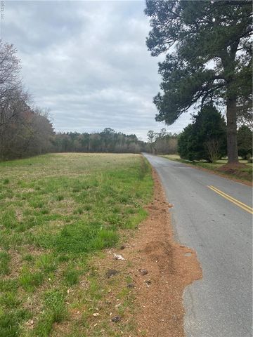509 Greenway RD, Suffolk, VA 23434