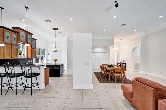 5970 SW 55th Street, Davie, FL 33314