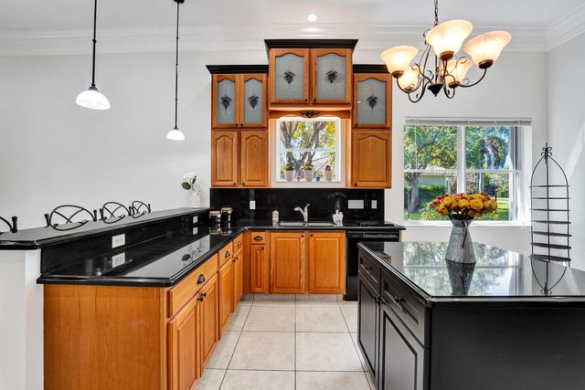 5970 SW 55th Street, Davie, FL 33314