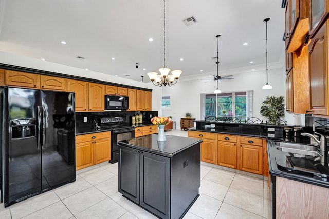 5970 SW 55th Street, Davie, FL 33314