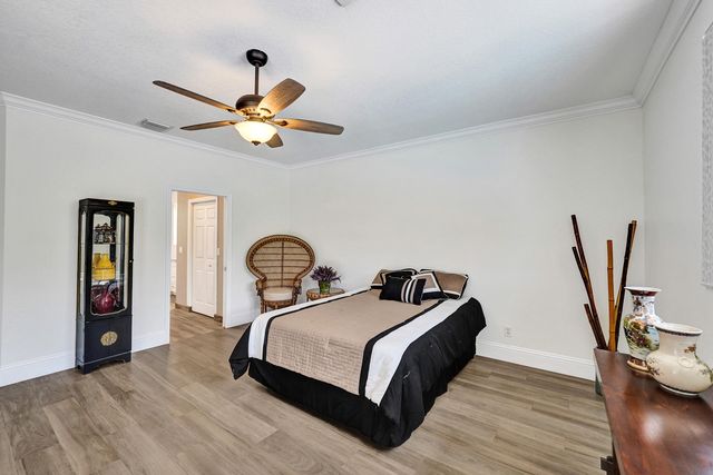 5970 SW 55th Street, Davie, FL 33314