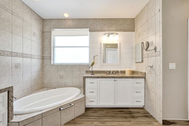 5970 SW 55th Street, Davie, FL 33314