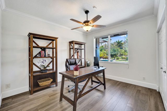 5970 SW 55th Street, Davie, FL 33314