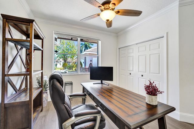 5970 SW 55th Street, Davie, FL 33314