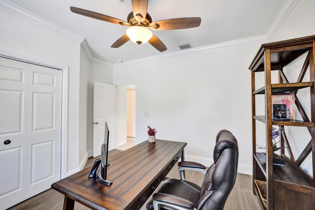 5970 SW 55th Street, Davie, FL 33314