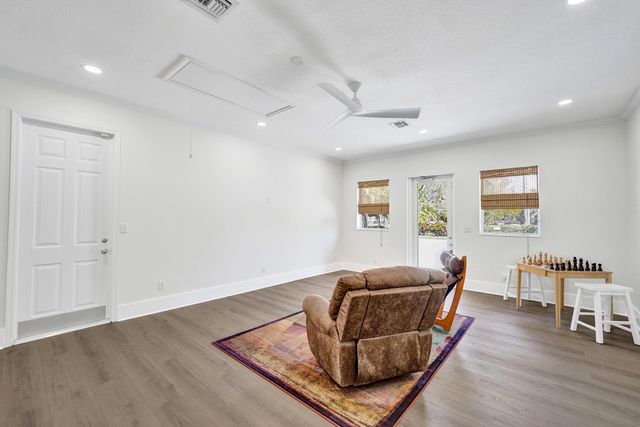 5970 SW 55th Street, Davie, FL 33314