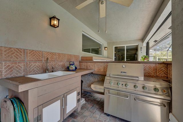 5970 SW 55th Street, Davie, FL 33314