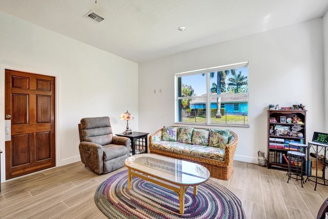 5970 SW 55th Street, Davie, FL 33314