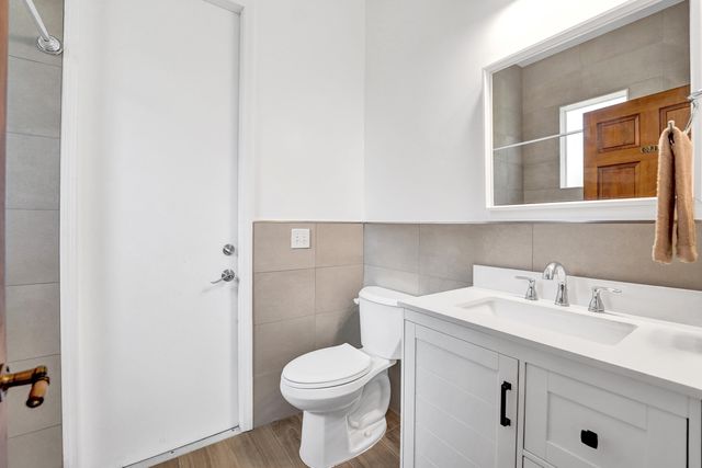 5970 SW 55th Street, Davie, FL 33314