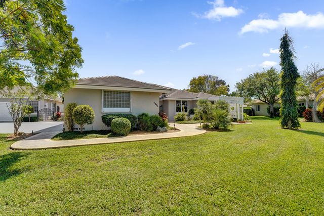 5970 SW 55th Street, Davie, FL 33314