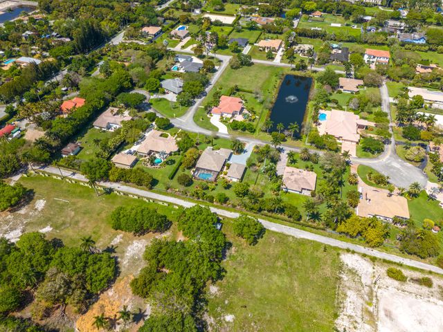5970 SW 55th Street, Davie, FL 33314
