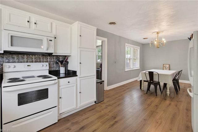 4621 Haywood DR, Portsmouth, VA 23703