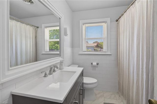 4621 Haywood DR, Portsmouth, VA 23703