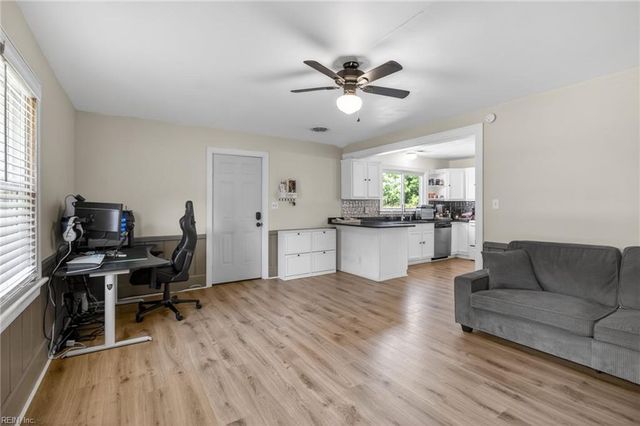 4621 Haywood DR, Portsmouth, VA 23703