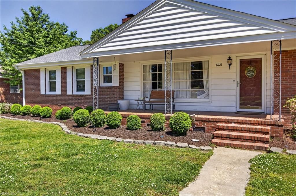 4621 Haywood DR, Portsmouth, VA 23703