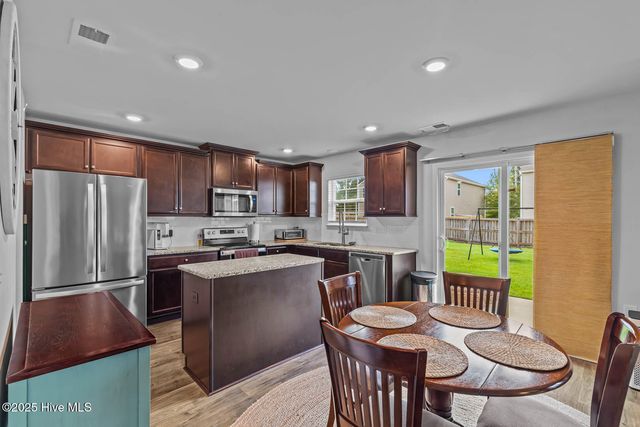403 Ginger Drive, New Bern, NC 28560