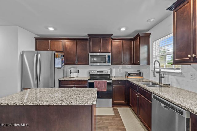 403 Ginger Drive, New Bern, NC 28560
