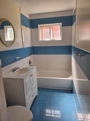 195-25 Woodhull Avenue 2nd fl, Hollis, NY 11423