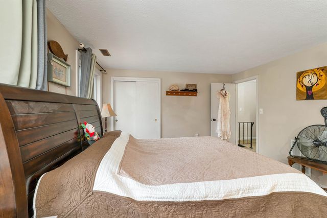 23 Ritter St, Nashua, NH 03060